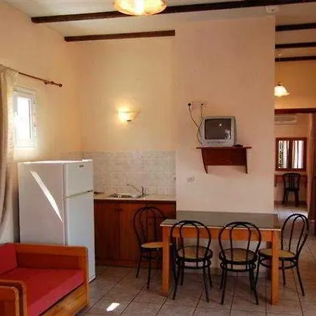 Hotel Summertime Apts 4*